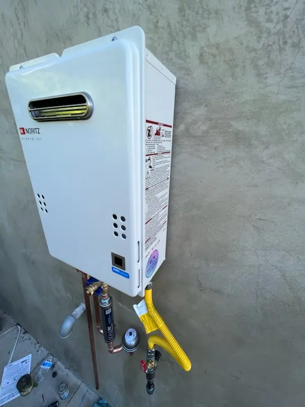 Tankless water heater installation for Kangley homes